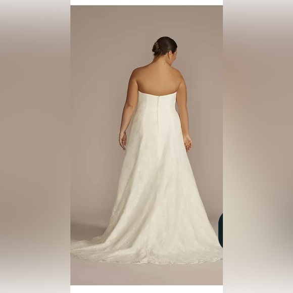 David’s Bridal iviory wedding dress and blazer too - Picture 2 of 14